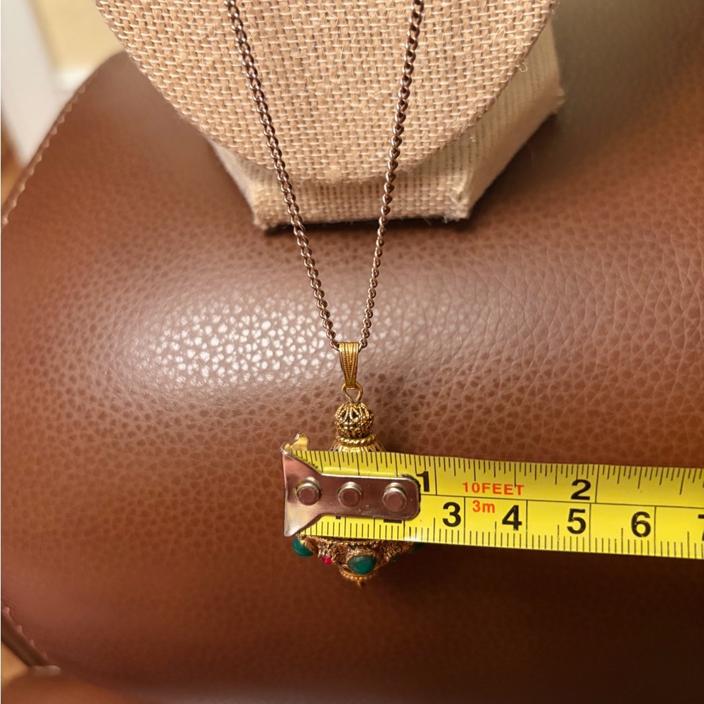 Vintage Florenza Goldtone Green Red Beaded Pendant with necklace mad men vibe - Picture 9 of 13